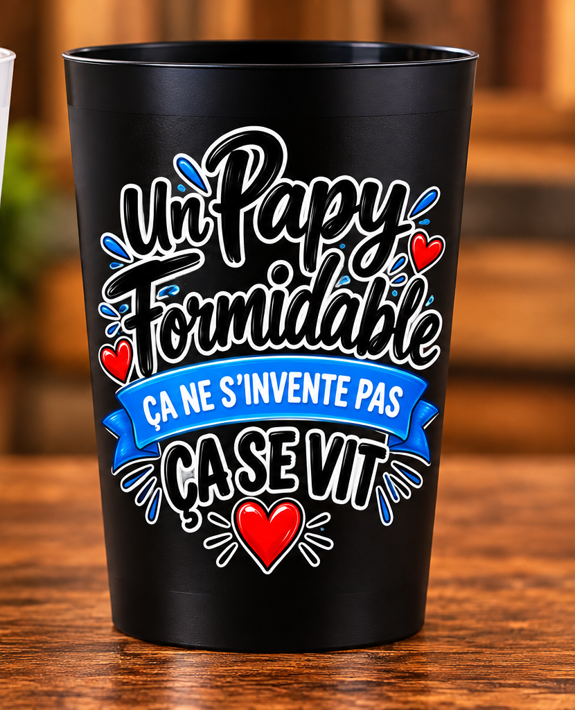 Gobelet Papy formidable – Ça ne s’invente pas, ça se vit – Noir