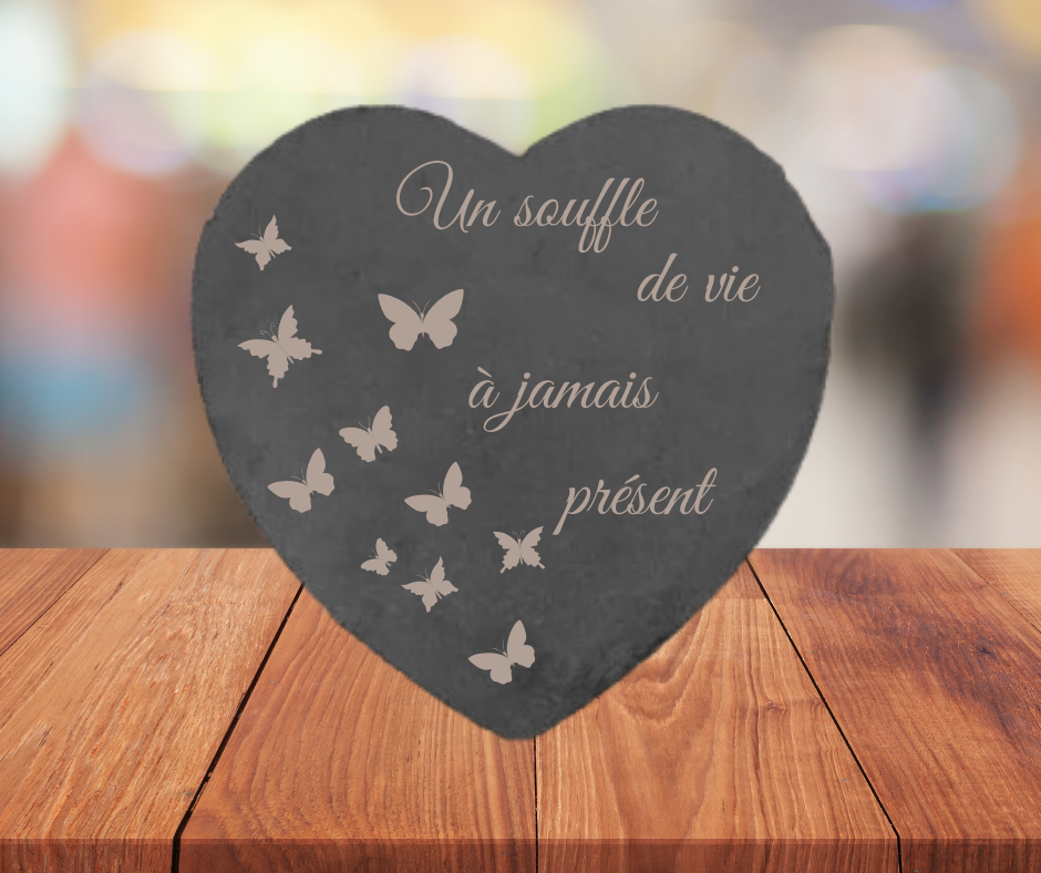 ❤️ Ardoise funéraire en forme de cœur – Motifs Papillons