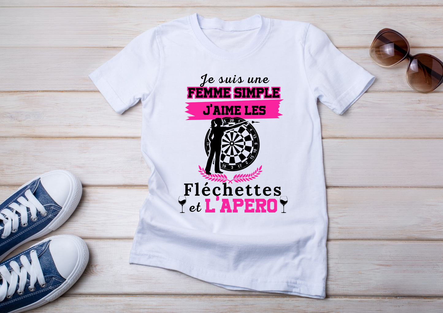 T-shirt Femme – Femme simple, j’aime les fléchettes et l’apéro