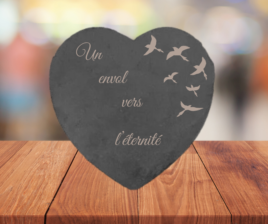 ❤️ Ardoise funéraire en forme de cœur – Motifs Oiseaux en vol