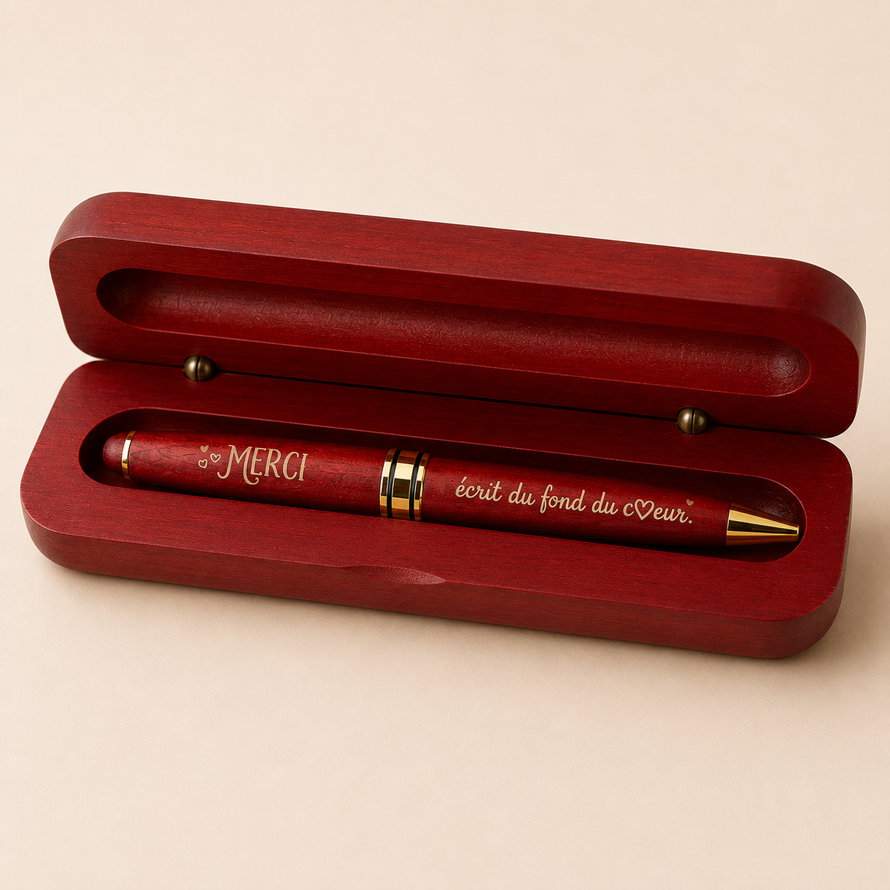 Coffret stylo en bois gravé « Merci, écrit du fond du cœur »