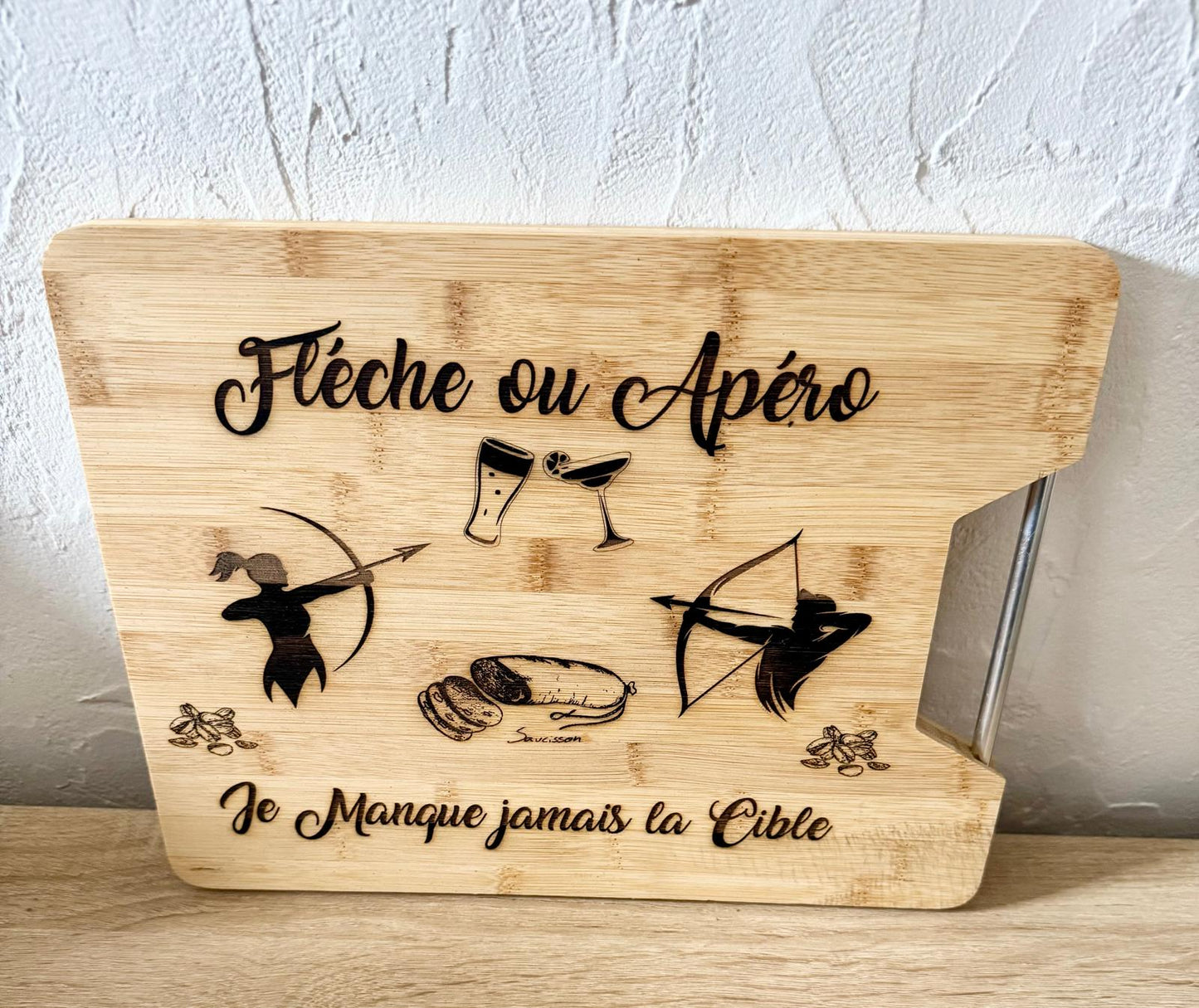 🏹 Planche à Découper en Bambou Gravée - Collection "Tir à l'Arc & Convivialité"