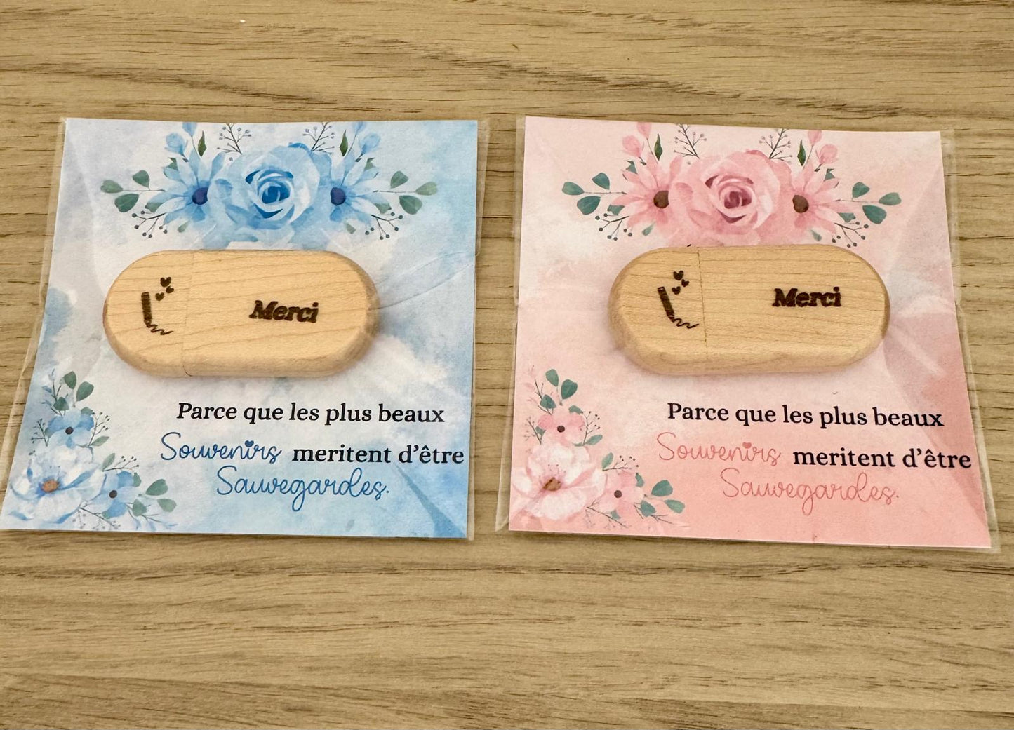 💾 Clé USB 8Go – Avec ou sans boîte souvenir gravée 🌸