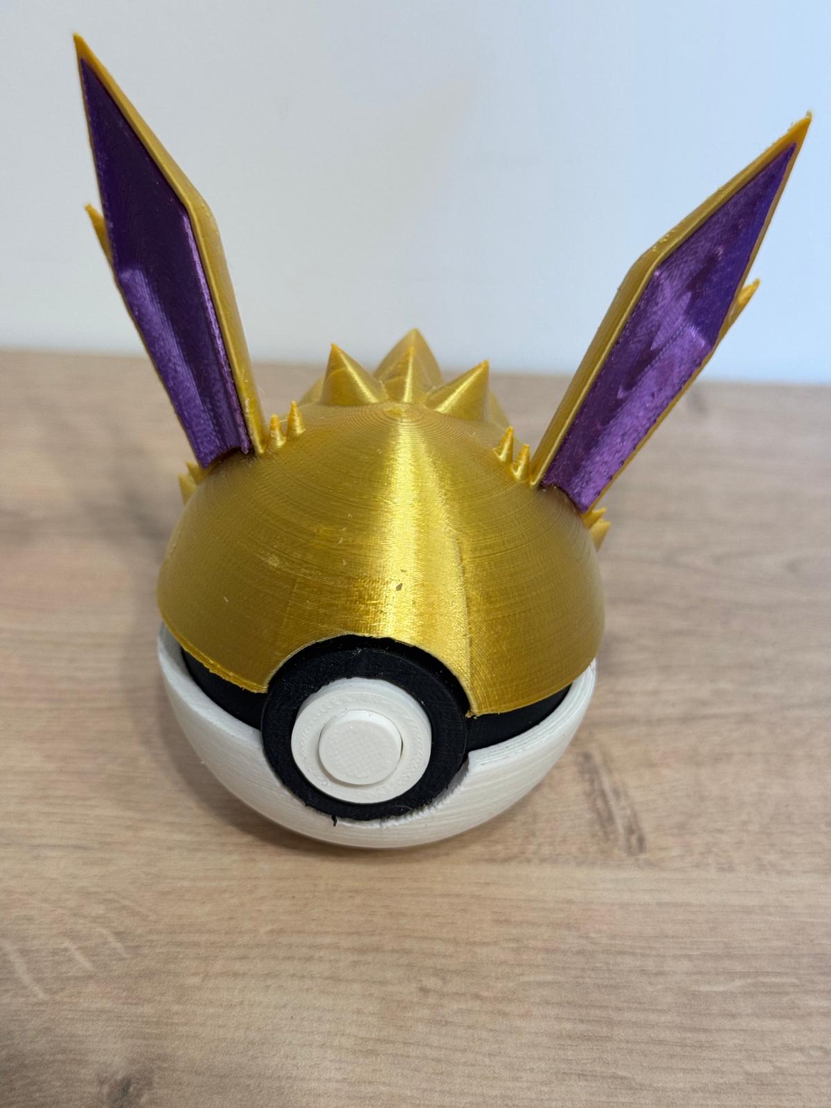 Pokéball Édition Spéciale – Style Évolutif Doré & Violet