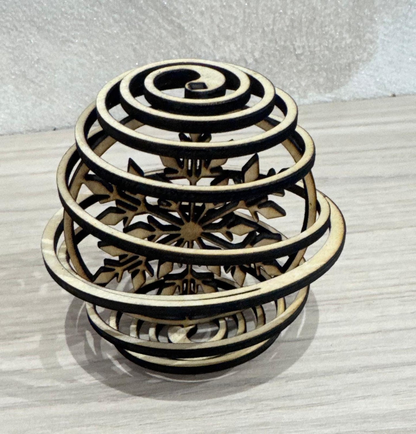 🎄 Boule de Noël 3D en Bois – Découpe Laser