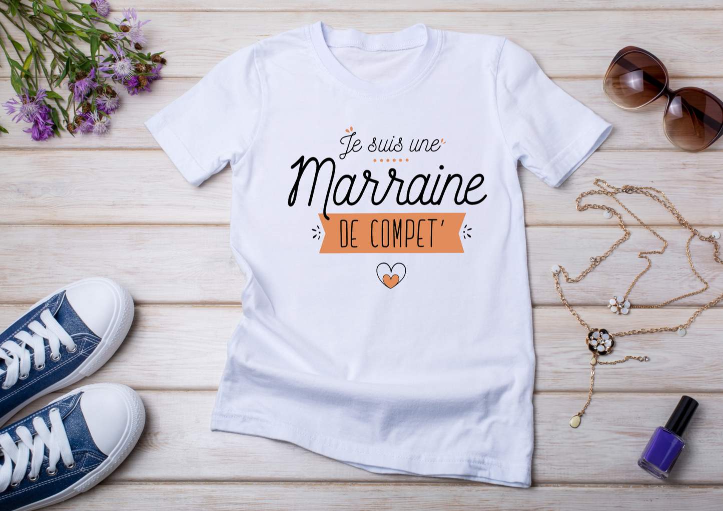 👕 T-shirt Femme – "Je suis une Marraine de Compet’"