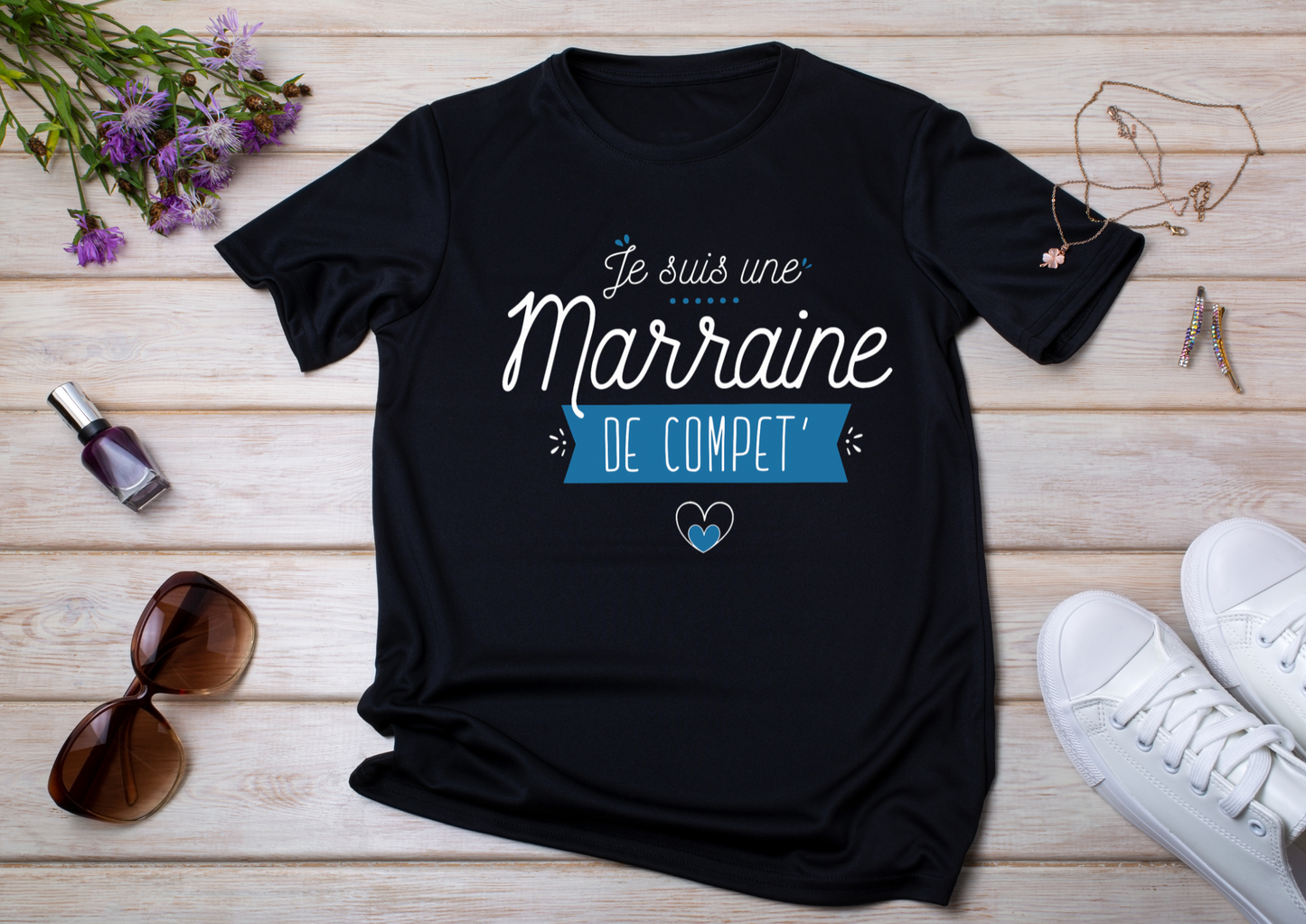 👕 T-shirt Femme – "Je suis une Marraine de Compet’"