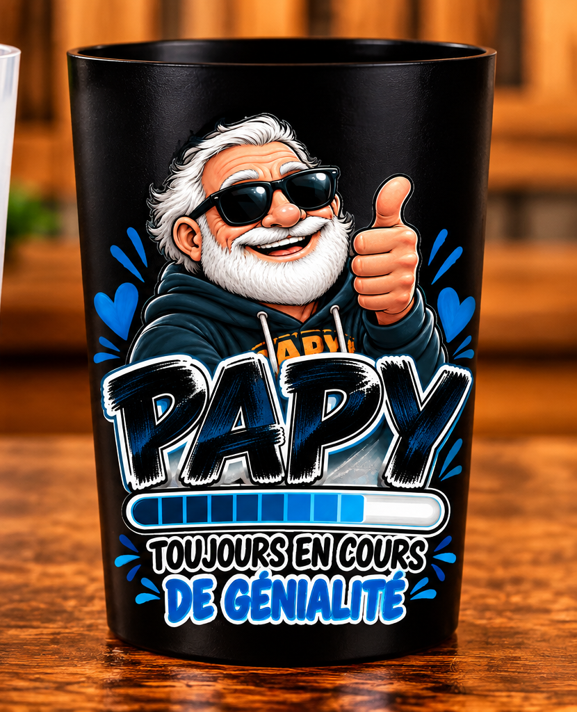 Gobelet Papy – Toujours en cours de génialité – Noir