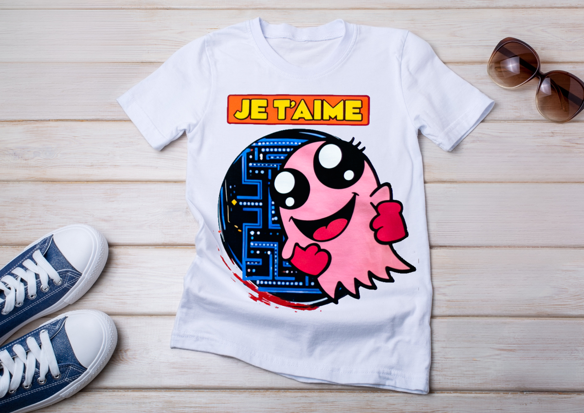 T-shirt Je t’aime personnage rose gaming rétro