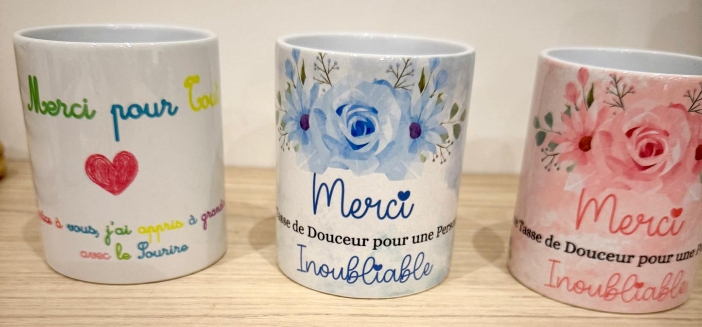 Mug Cadeau Personnalisé – “Merci” avec Motifs Floraux ou Enfantins 🌸🌈