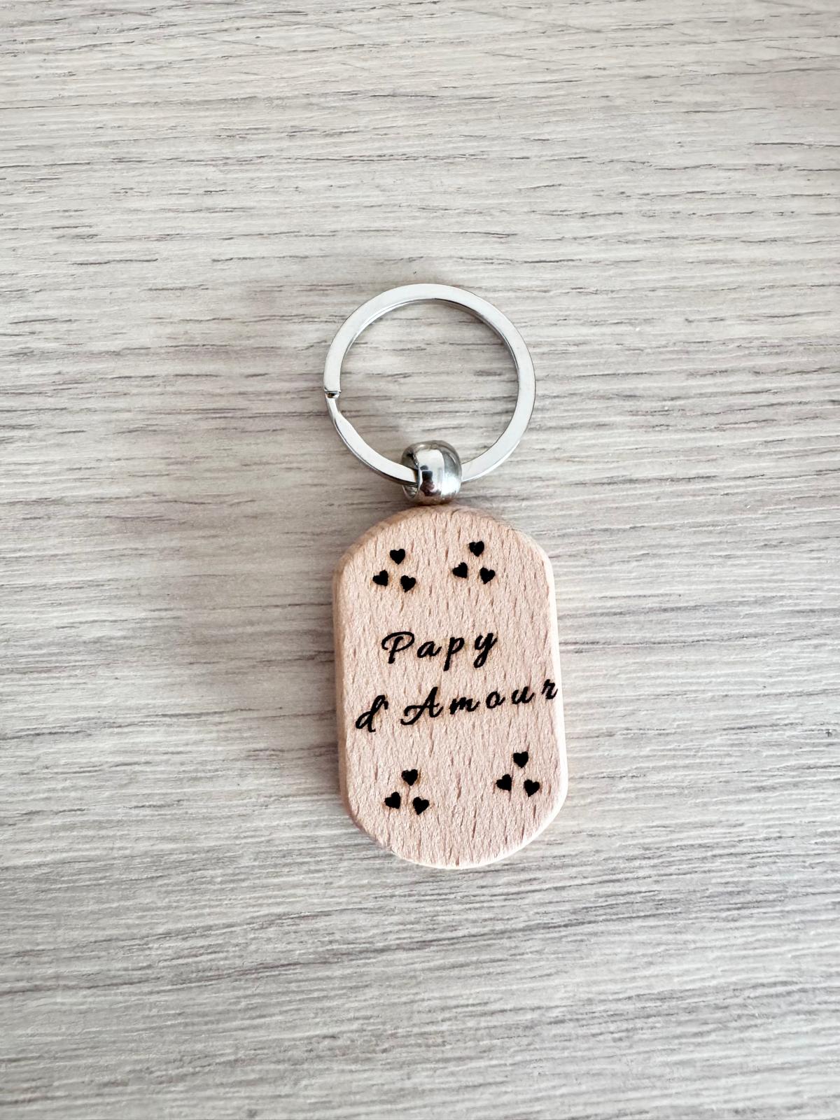 Porte-clés en bois "d’Amour" – Cadeau personnalisé et plein de tendresse