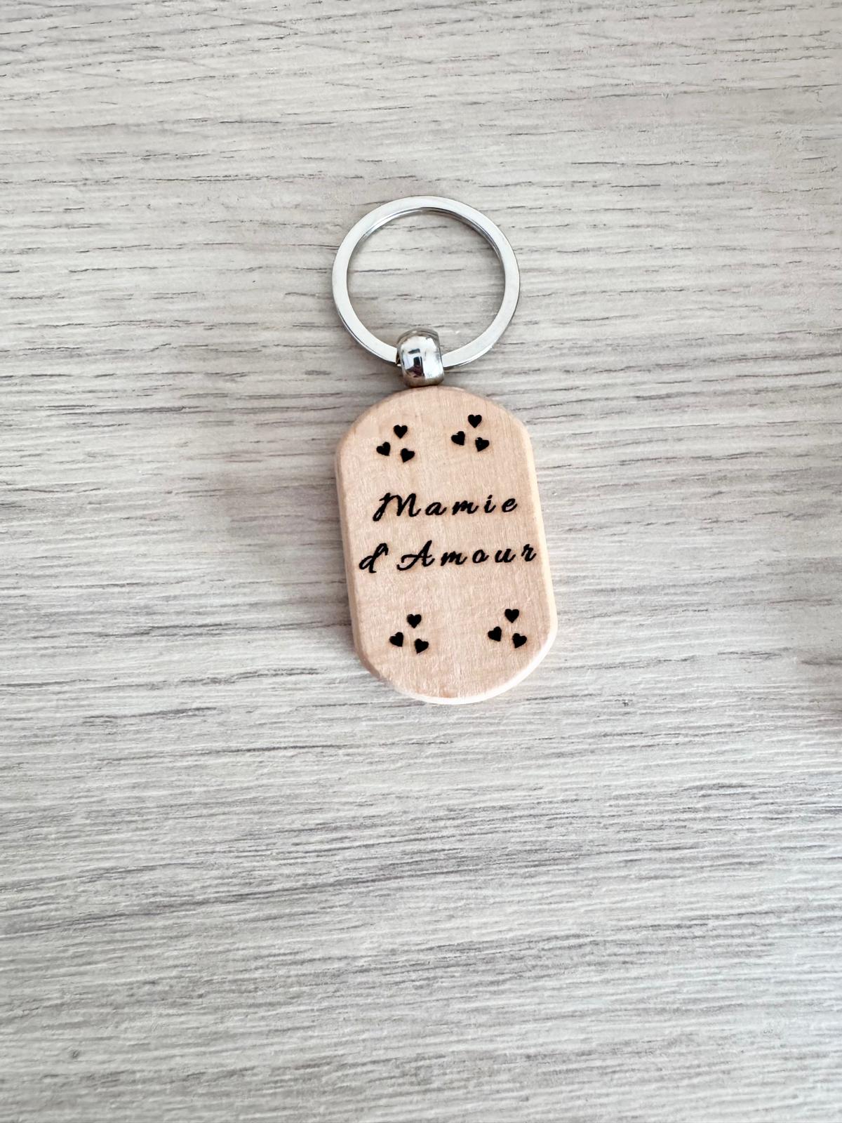 Porte-clés en bois "d’Amour" – Cadeau personnalisé et plein de tendresse