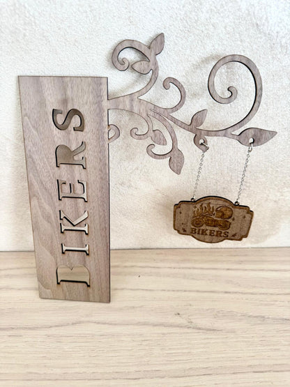 Séparateur de livres en bois gravé