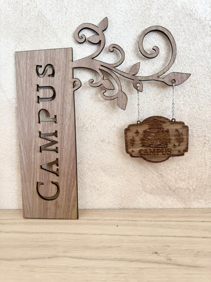 Séparateur de livres en bois gravé