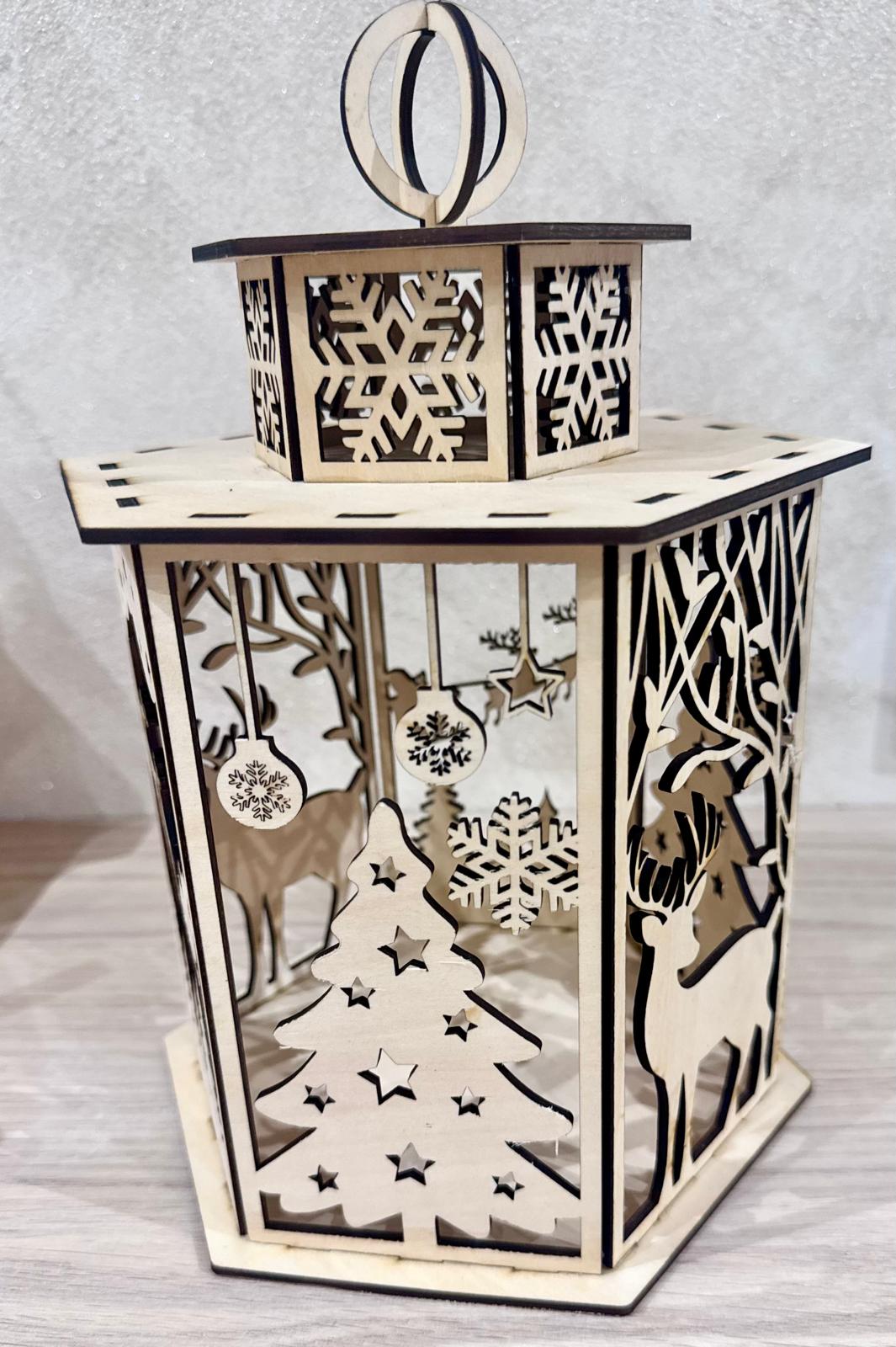 🕯️✨ Lanterne de Noël en Bois – Découpe Laser – Modèle Cerf & Sapins