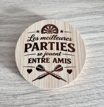 Décapsuleur aimanté en bois – gravure fléchettes