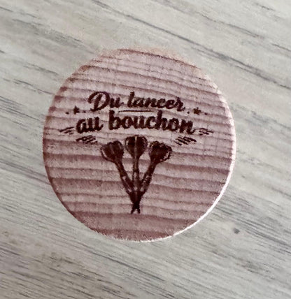 🍷 Bouchon de vin en bois – Thème Fléchettes