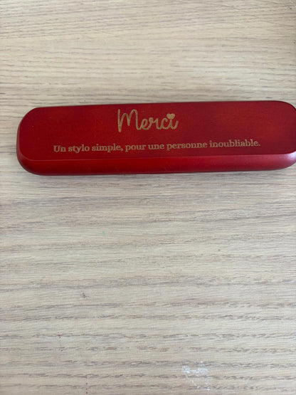 Coffret stylo en bois gravé « Merci, écrit du fond du cœur »