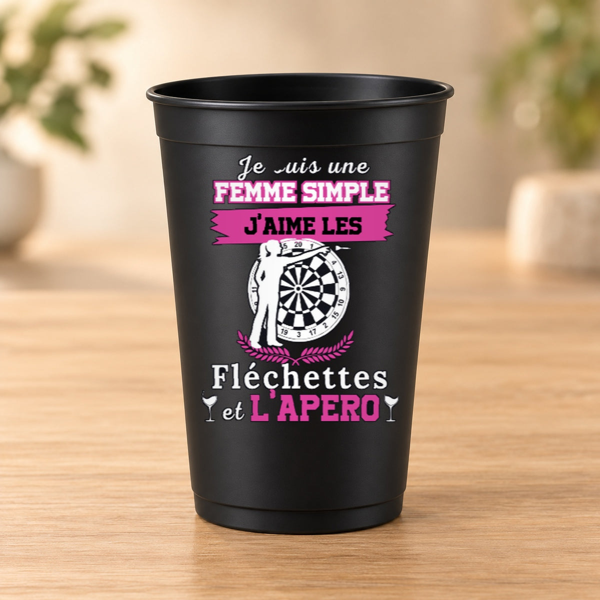 Gobelet noir Femme simple fléchettes et apéro