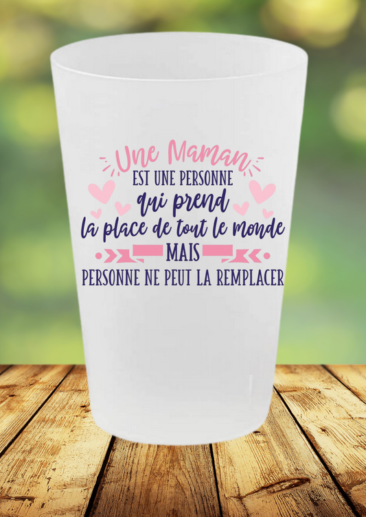 🥤 Gobelet "Une Maman irremplaçable" – Message plein d’amour 💕