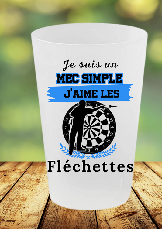 Gobelet apéro fléchettes – Je suis un mec simple, j’aime les fléchettes